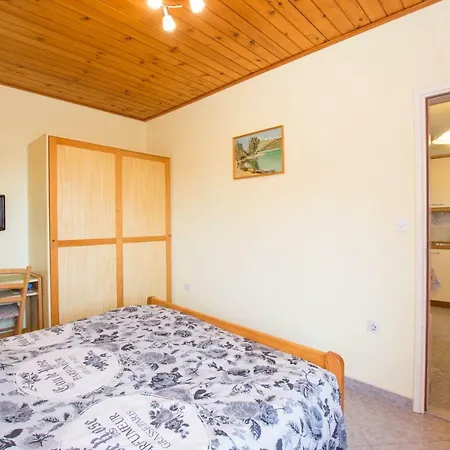 Pettener - Great Location 아파트 메덜린